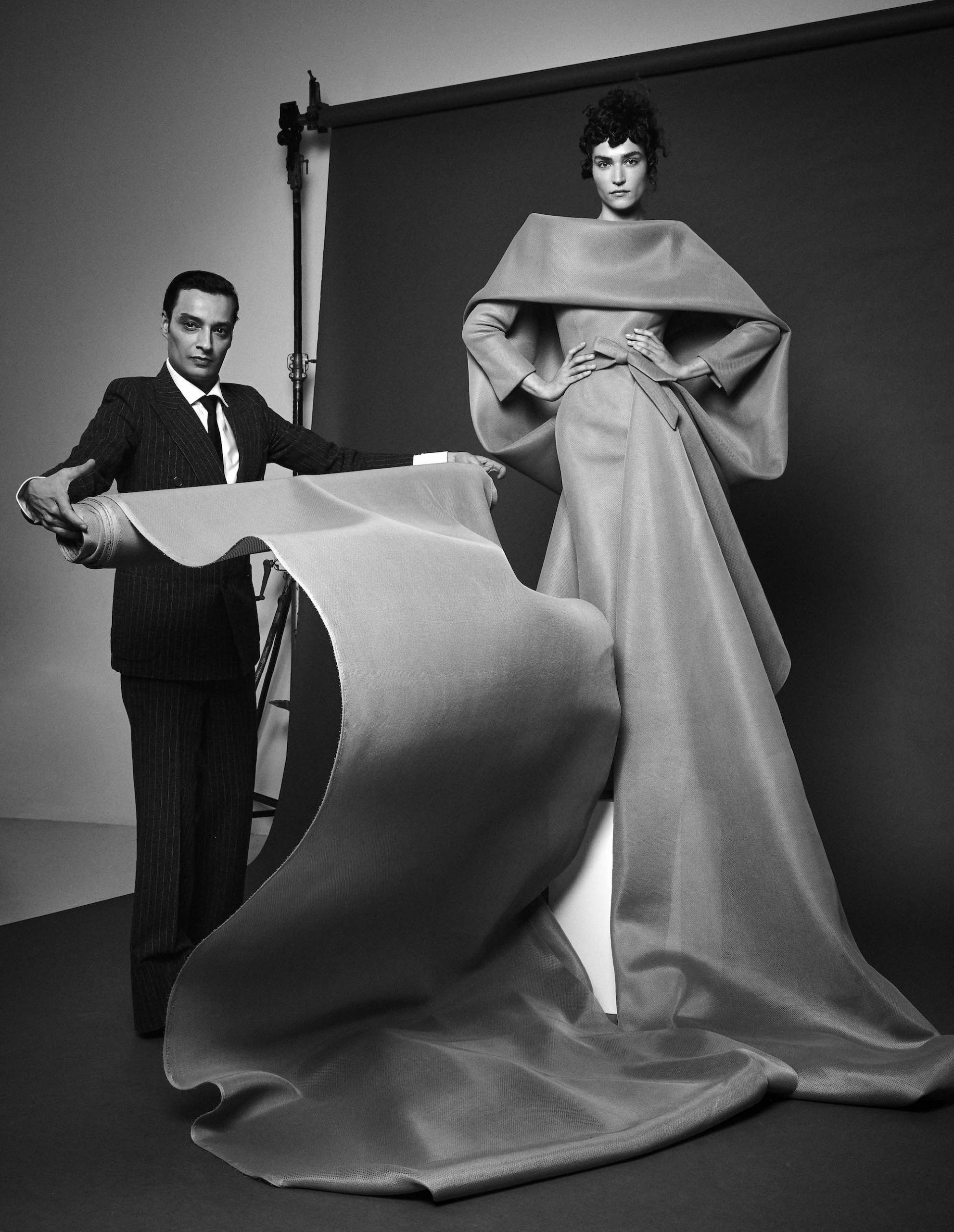 Mohamed Benchellal, winnaar van het Mode Stipendium 2023, in Vogue maart 2023