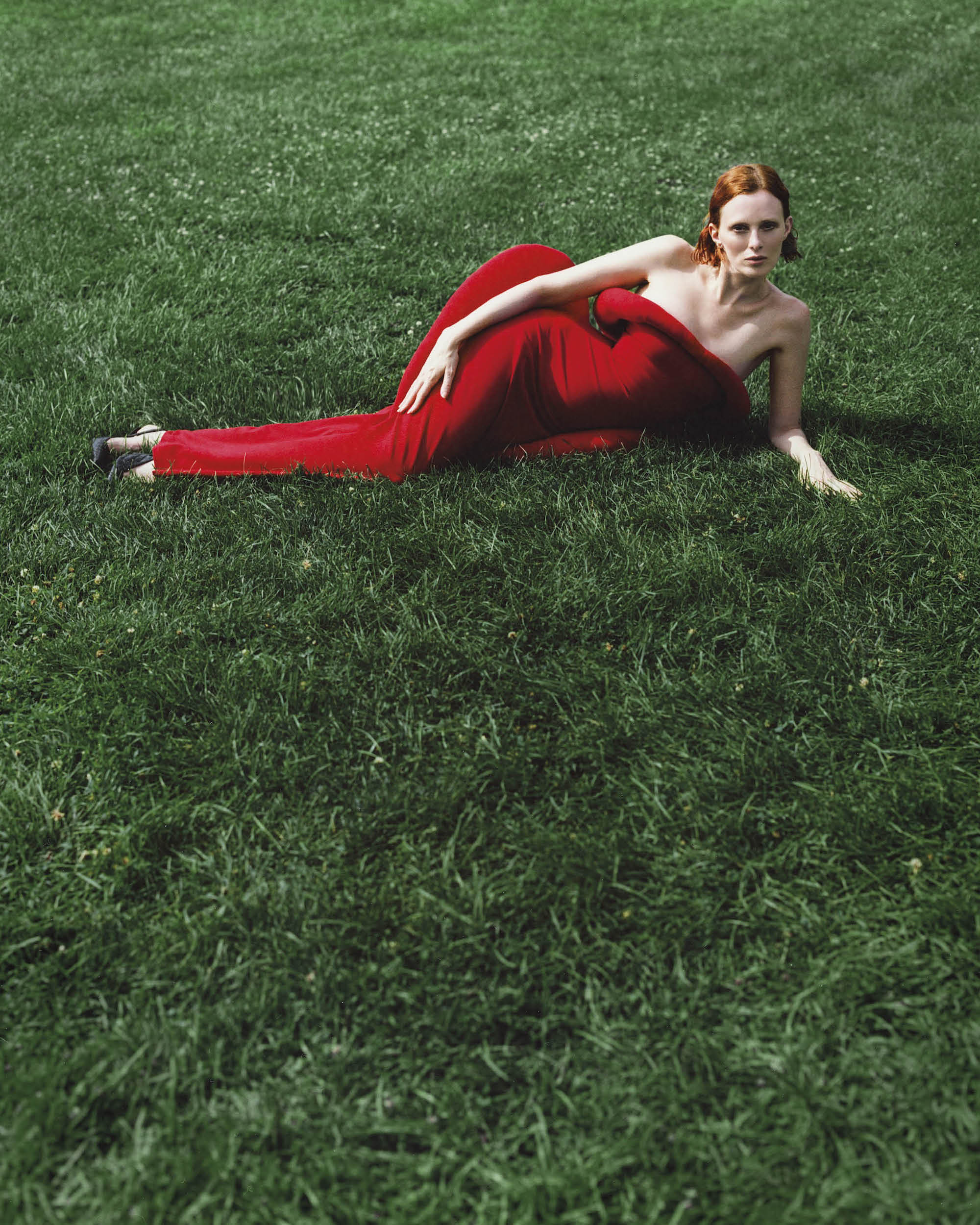 Karen Elson voor Vogue Nederland