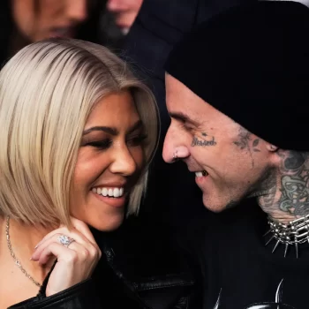 kourtney-kardashian-en-travis-barker-verwelkomen-hun-eerste-kind-273972