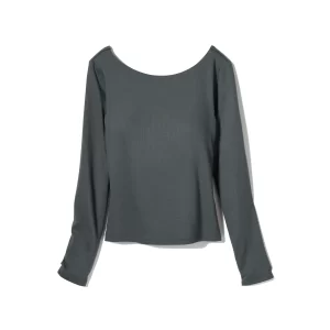 Top met ingebouwde cups