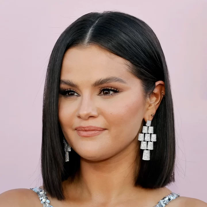 de-subtiele-sun-kissed-highlights-van-selena-gomez-zijn-perfect-voor-brunettes-279105