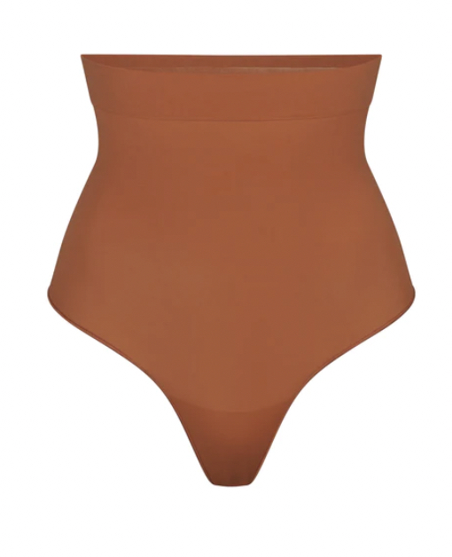 'Ik testte het shapewear van Skims en dit is mijn eerlijke oordeel'