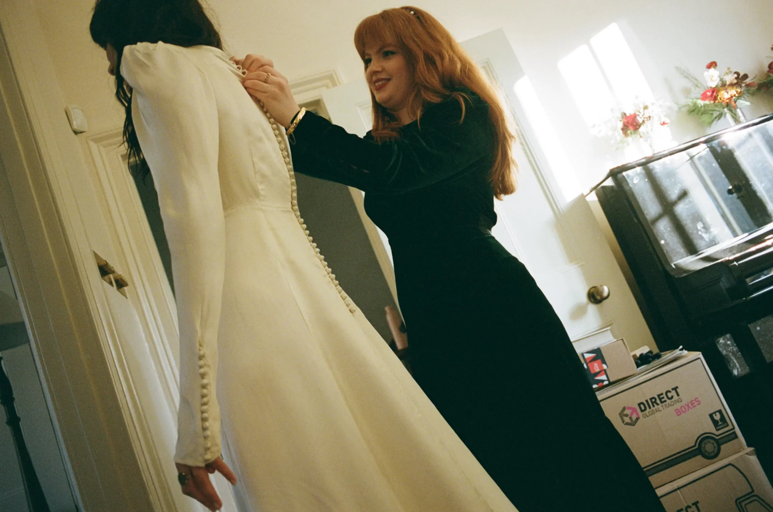 De bruiloft van Tom Odell en Georgie Somerville