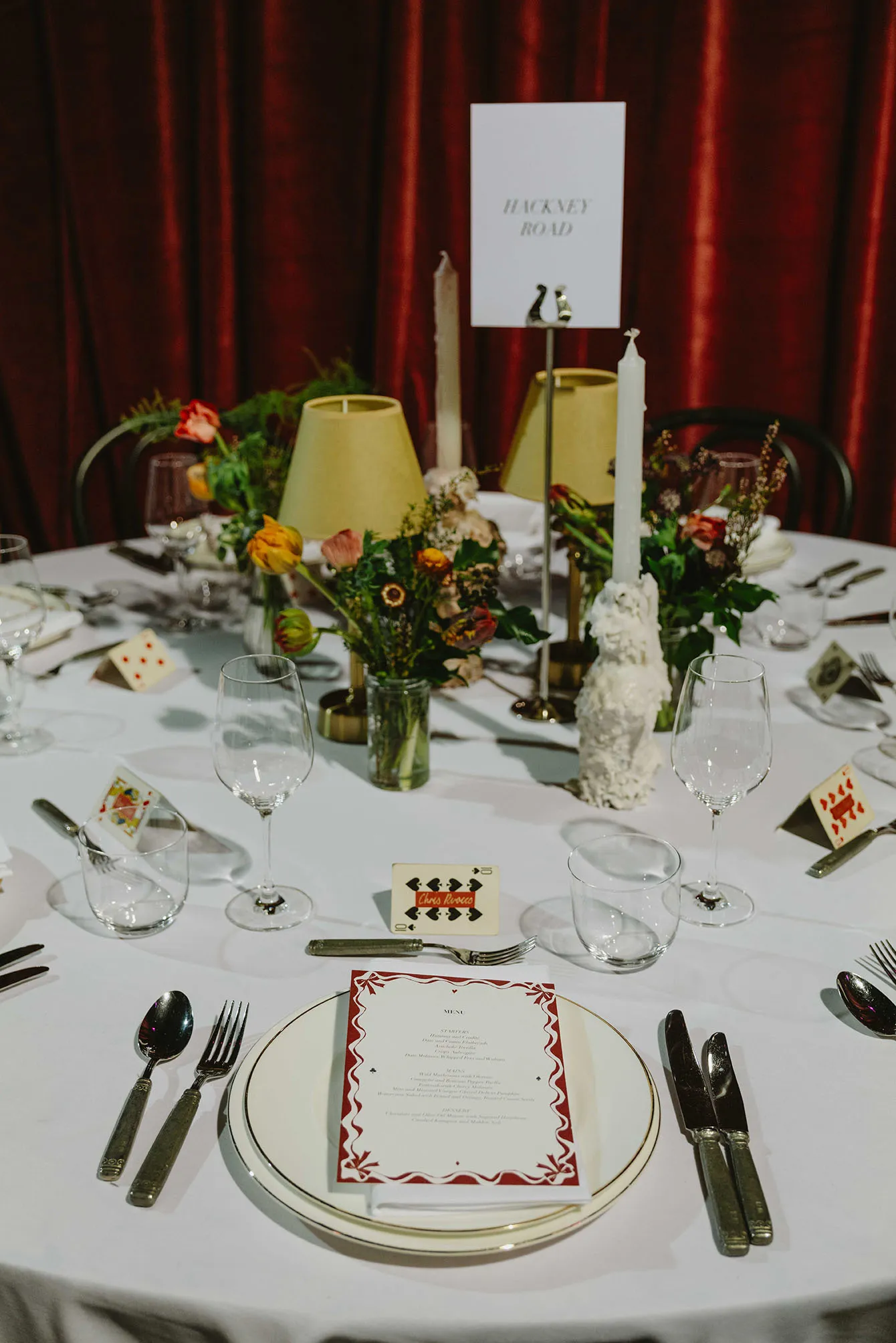 De bruiloft van Tom Odell en Georgie Somerville