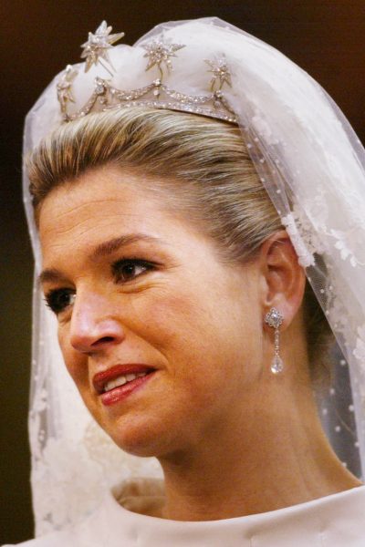 dit-is-het-verhaal-achter-de-valentino-trouwjurk-van-koningin-maxima-381063