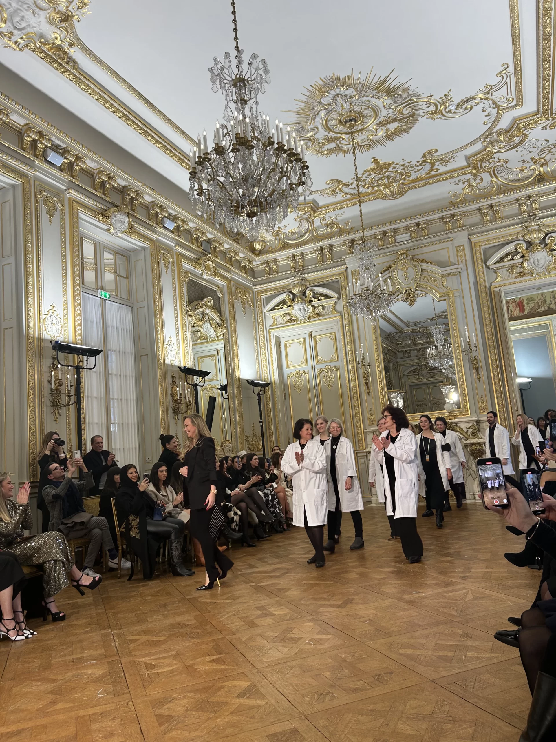 Haute couture-samenwerking Tamara Ralph en Audemars Piguet