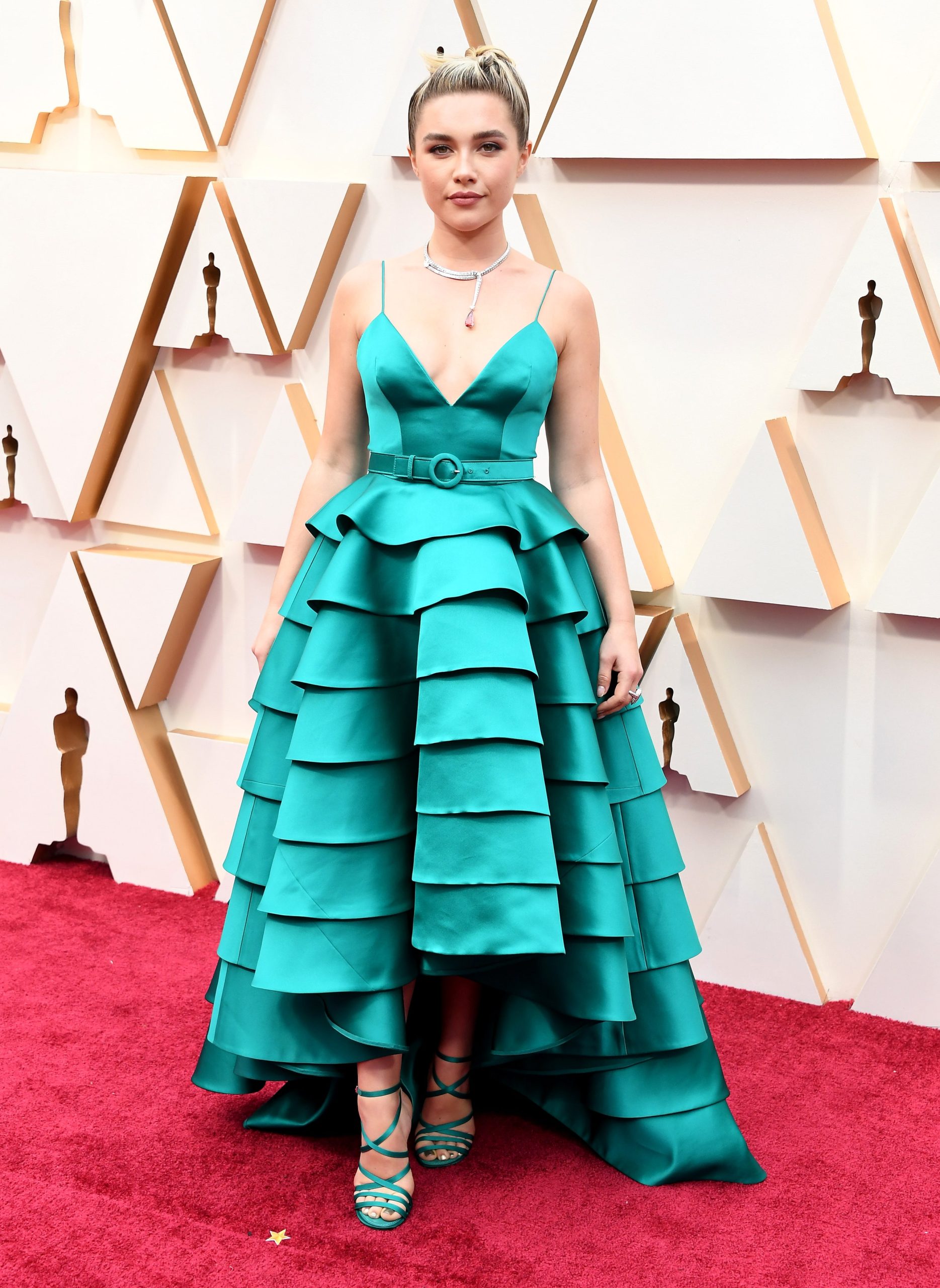 florence Pugh modemomenten louis vuitton