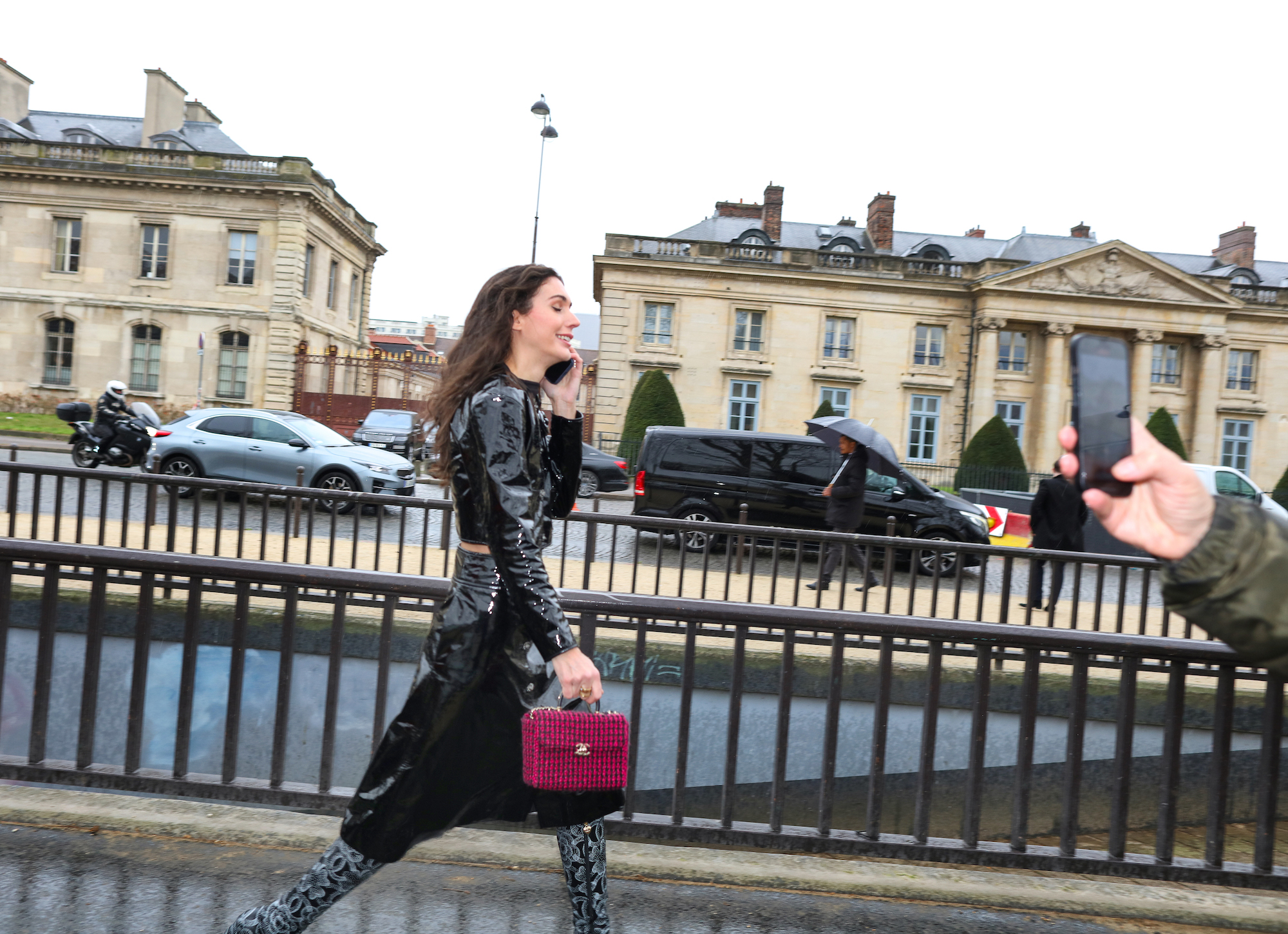 Een streetstylelook bij Couture Fashion Week