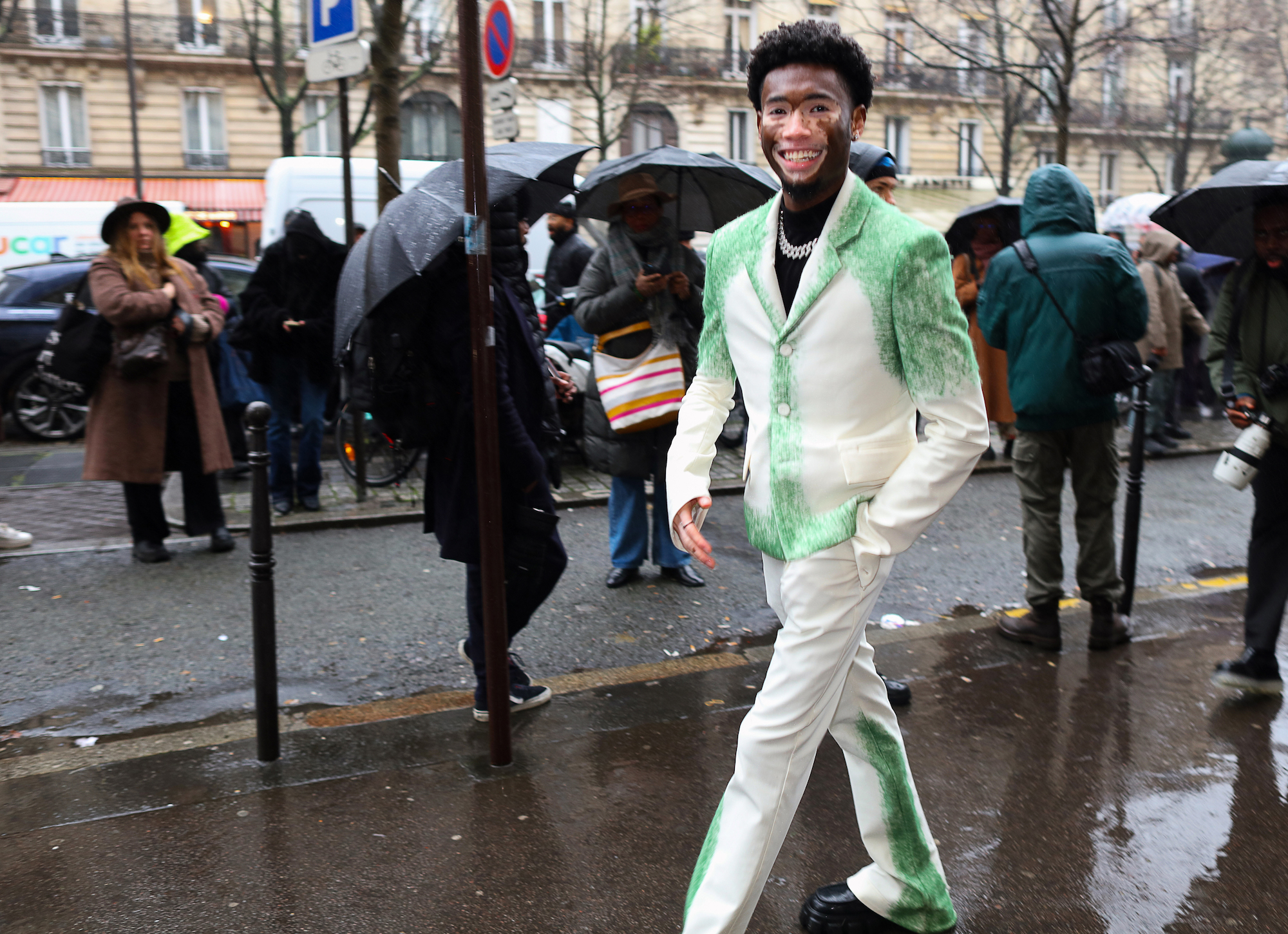 De beste streetstyle tijdens Paris Men's Fashion Week herfst/winter 2024