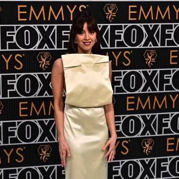 de-vrouwen-van-the-white-lotus-stelen-de-show-op-de-rode-loper-van-de-emmys-282381