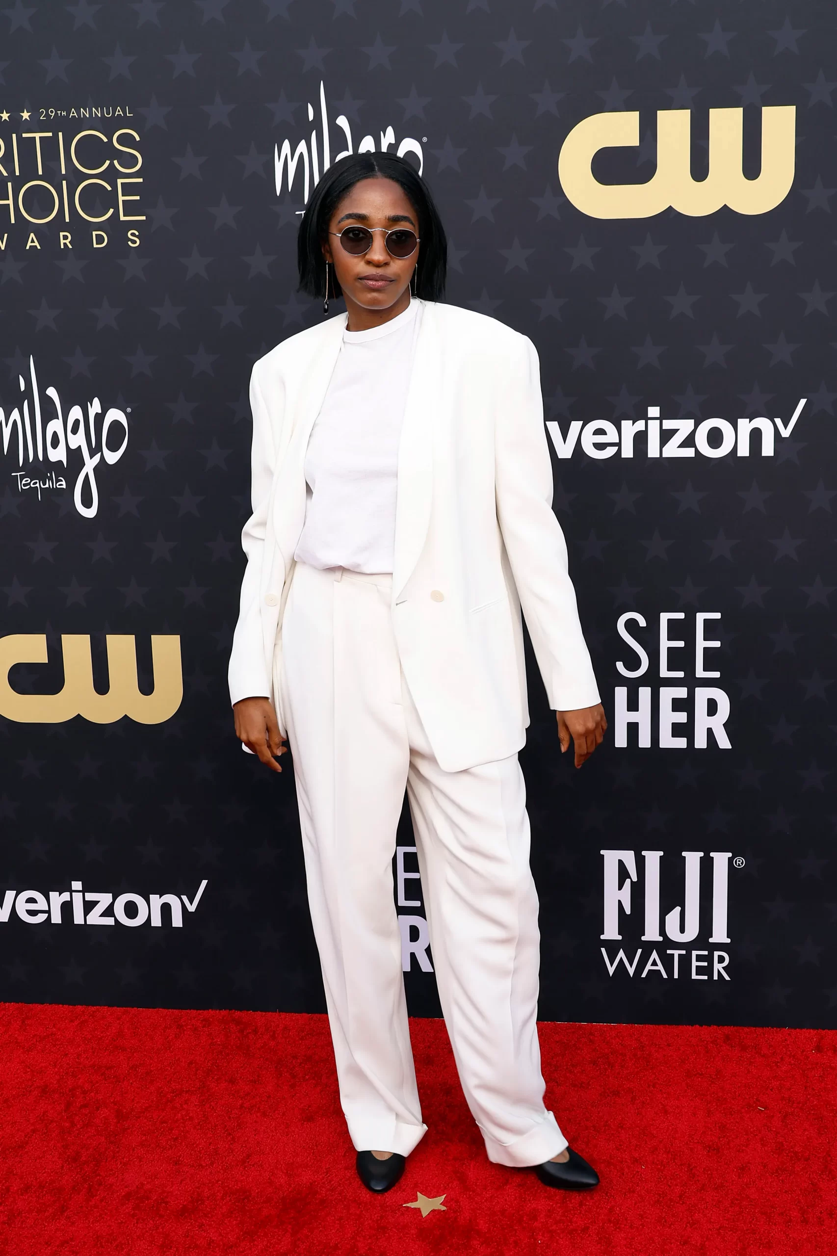 Ayo Edebiri in The Row is een van de beste looks van de Critics Choice Awards 2024