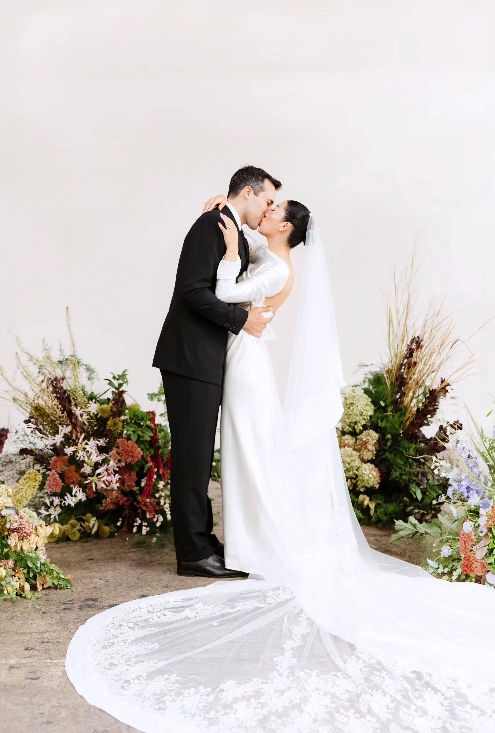 Nicole Wong en Carlo Biedenharn op hun trouwdag