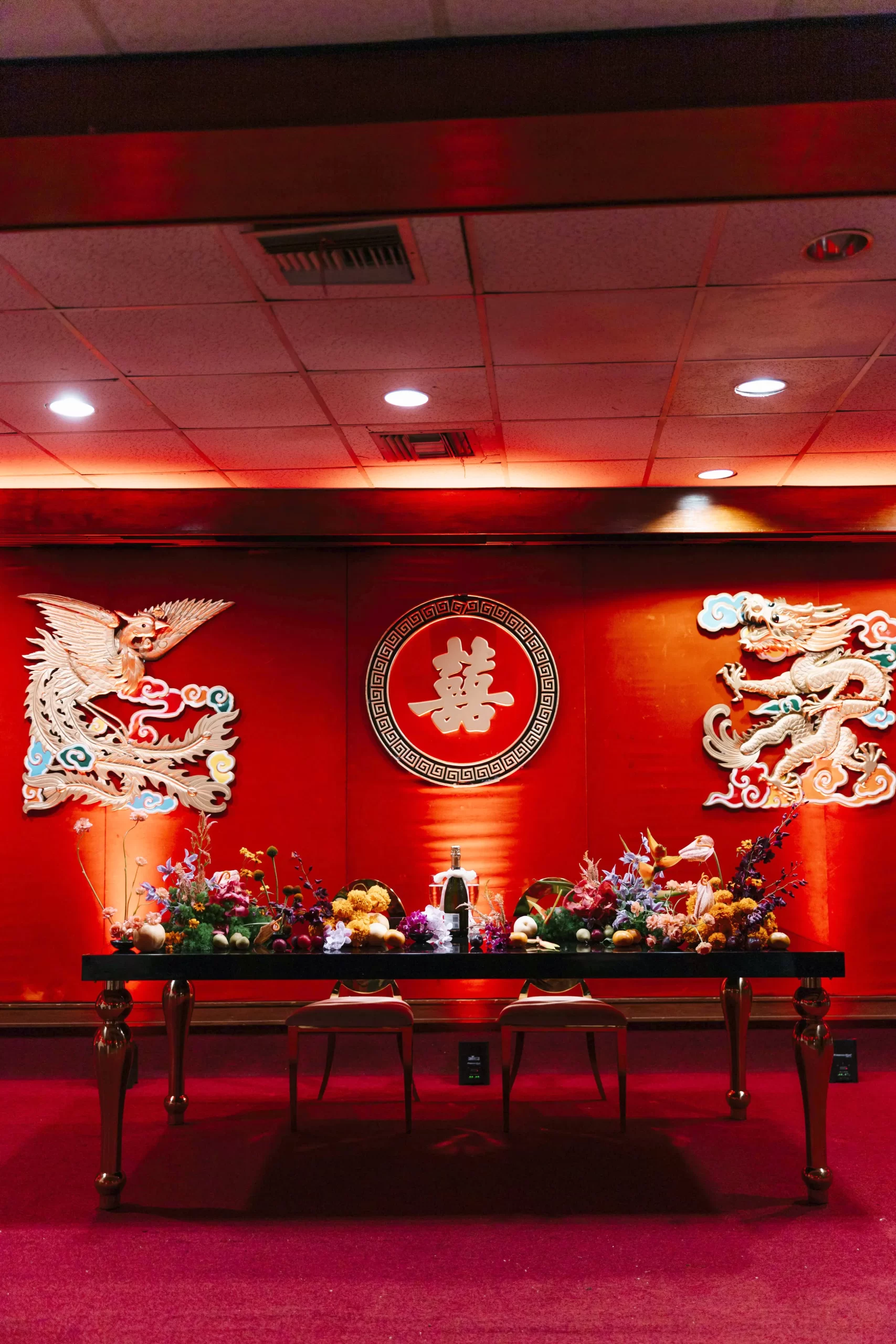 De bruiloft in LA Chinatown van Nicole Wong en Carlo Biedenharn