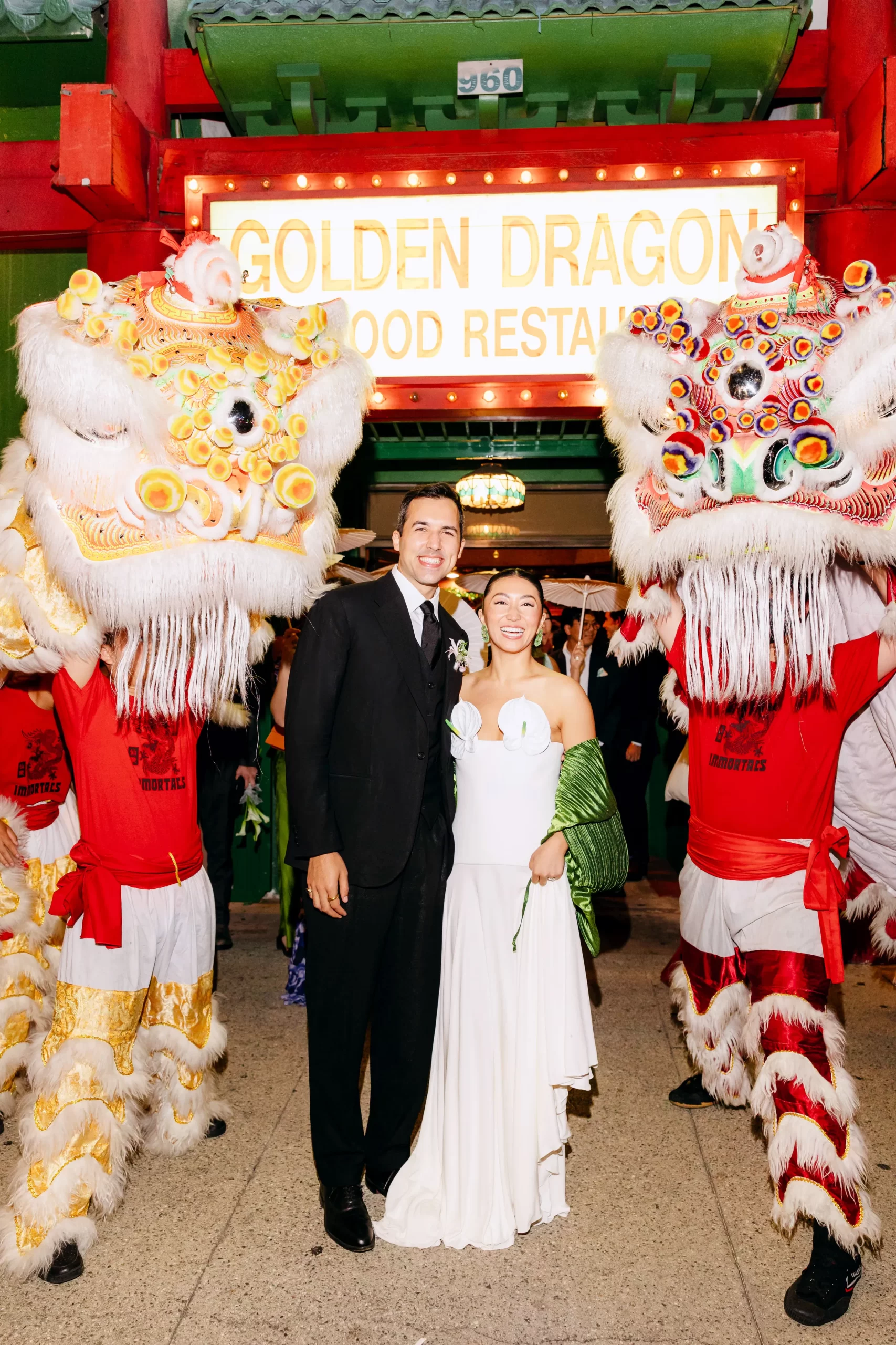 Nicole Wong en Carlo Biedenharn op hun trouwdag