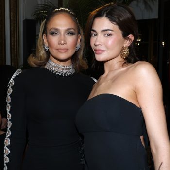 van-jlo-tot-zendaya-de-beste-looks-van-beroemdheden-front-row-bij-de-coutureshows-in-parijs-284026