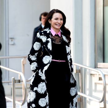 kristin-davis-is-charlotte-york-in-de-nieuwe-campagnevideo-van-jacquemus-282741