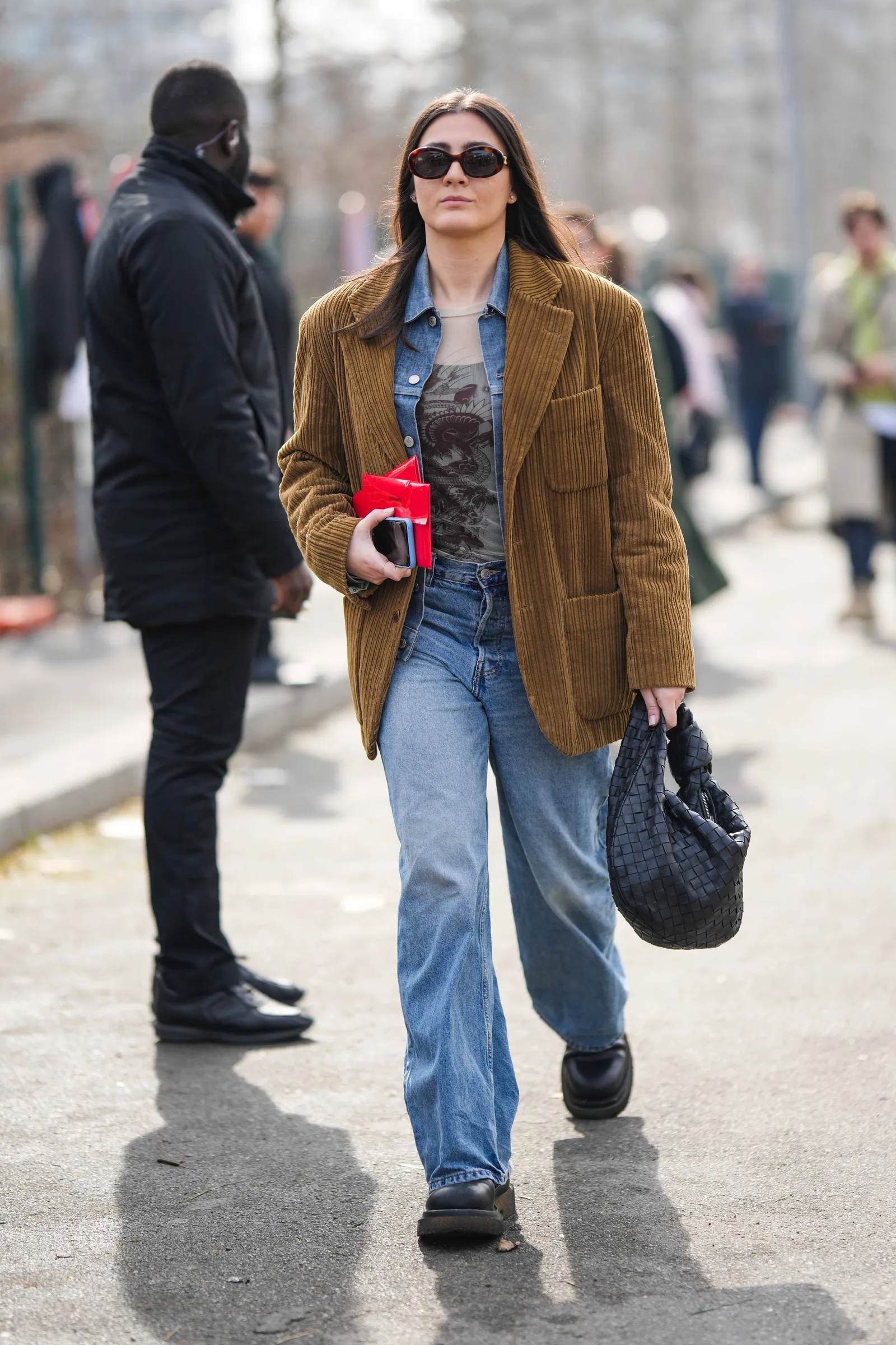 Een streetstylelook met double denim