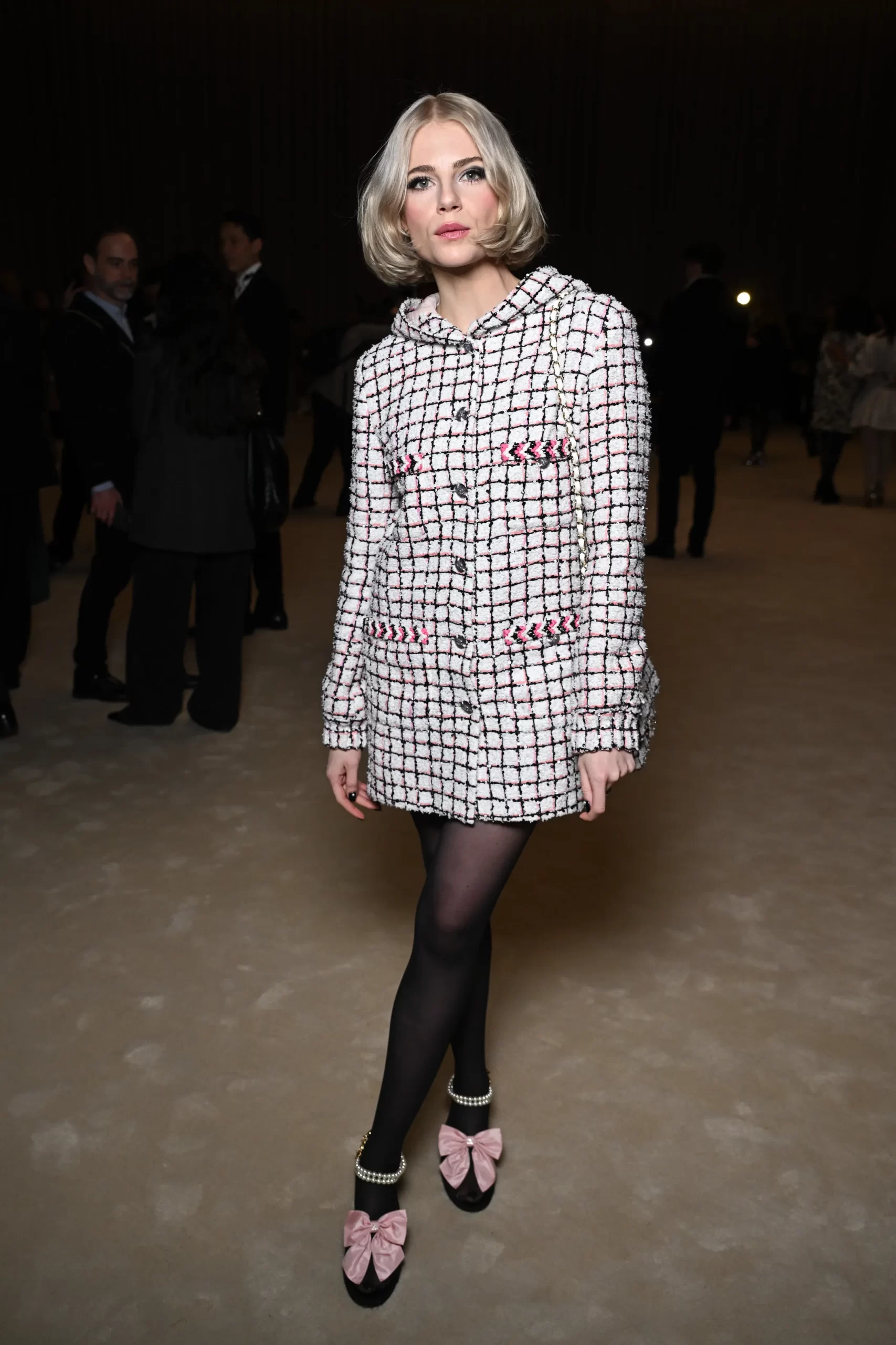 Lucy Boynton bij Chanel