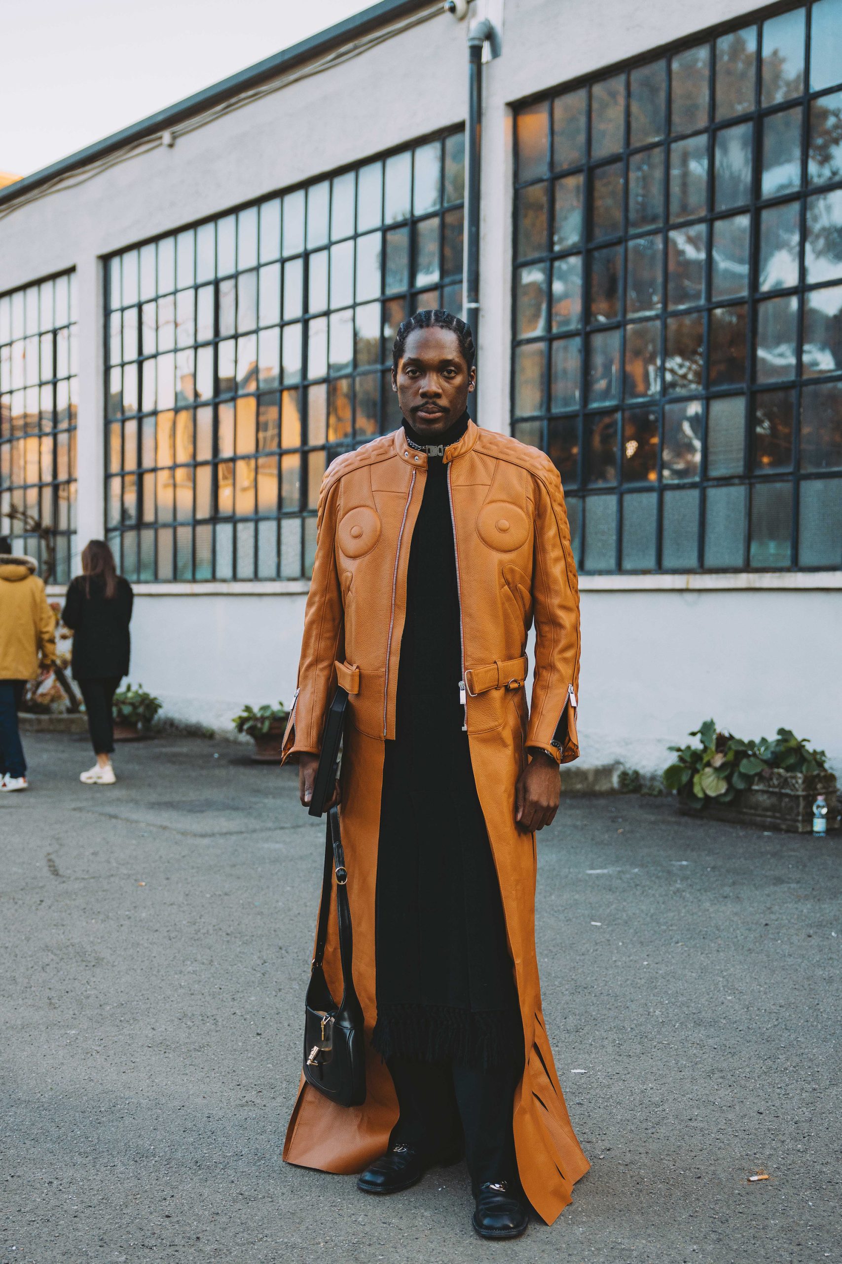 Streetstyle tijdens Milan Men's Fashion Week herfst/winter 2024