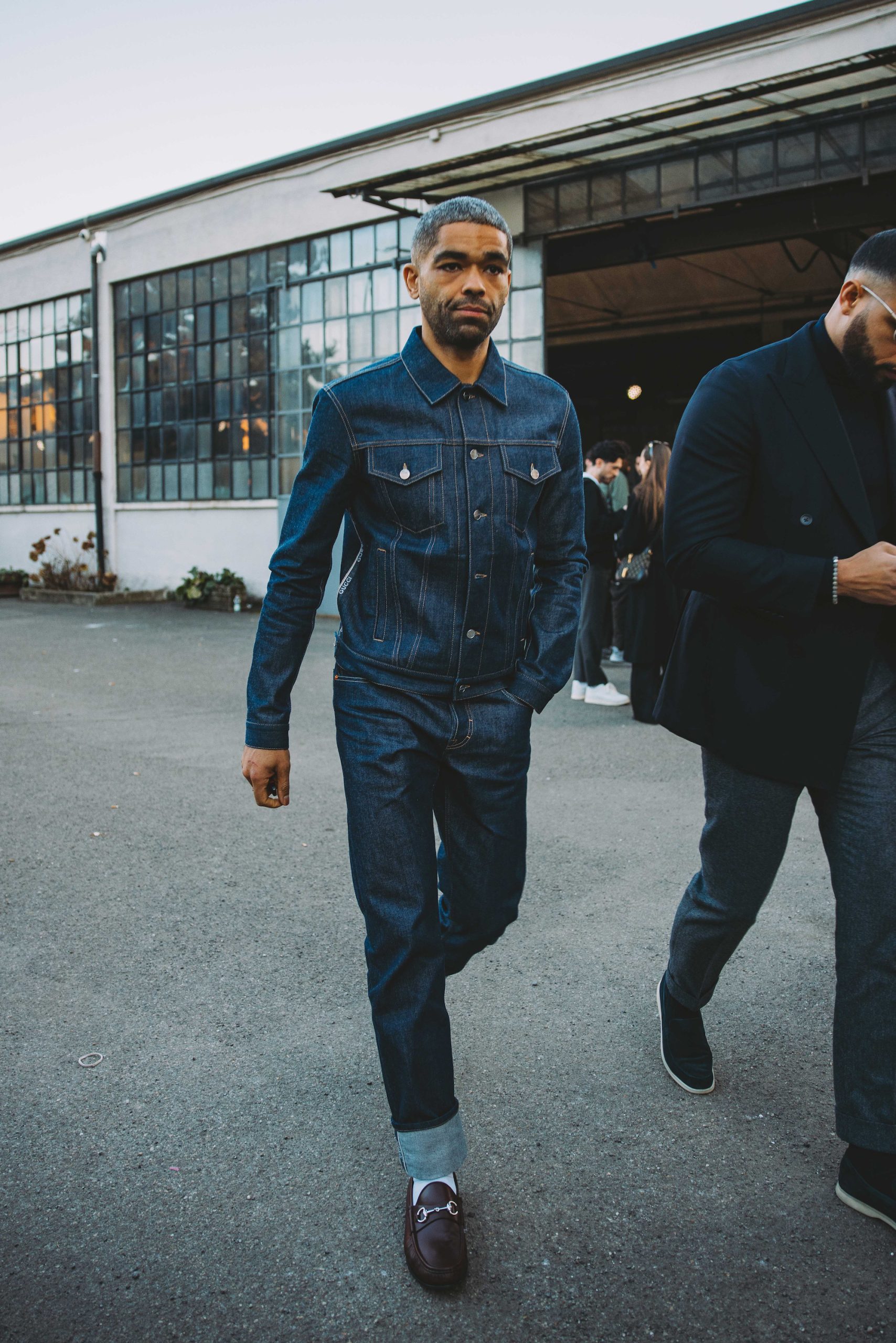 Streetstyle tijdens Milan Men's Fashion Week herfst/winter 2024