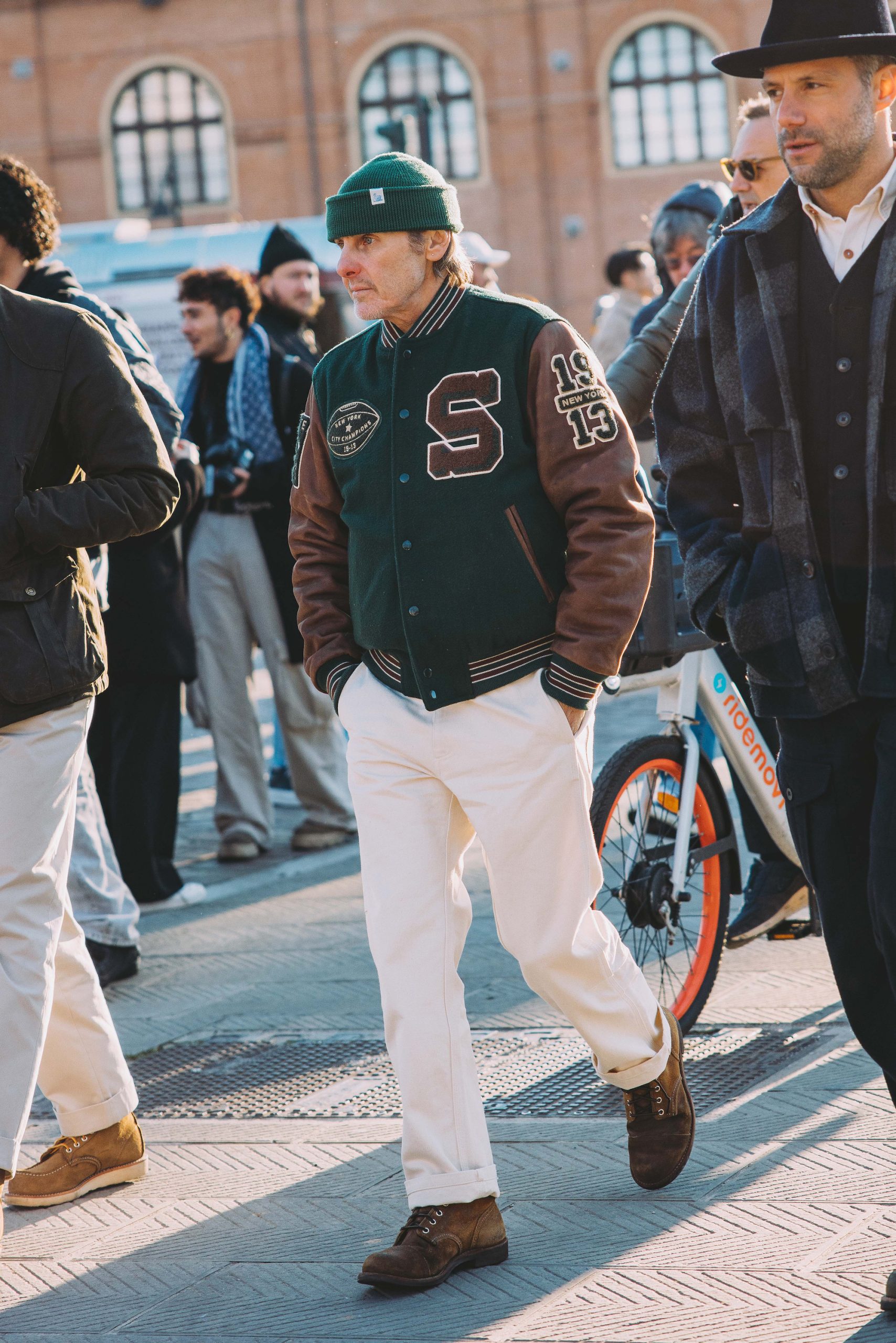 Streetstyle tijdens Pitti Uomo herfst/winter 2024