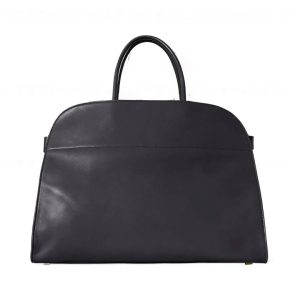 De gewildste tas van het moment? The Row Margaux-tas
