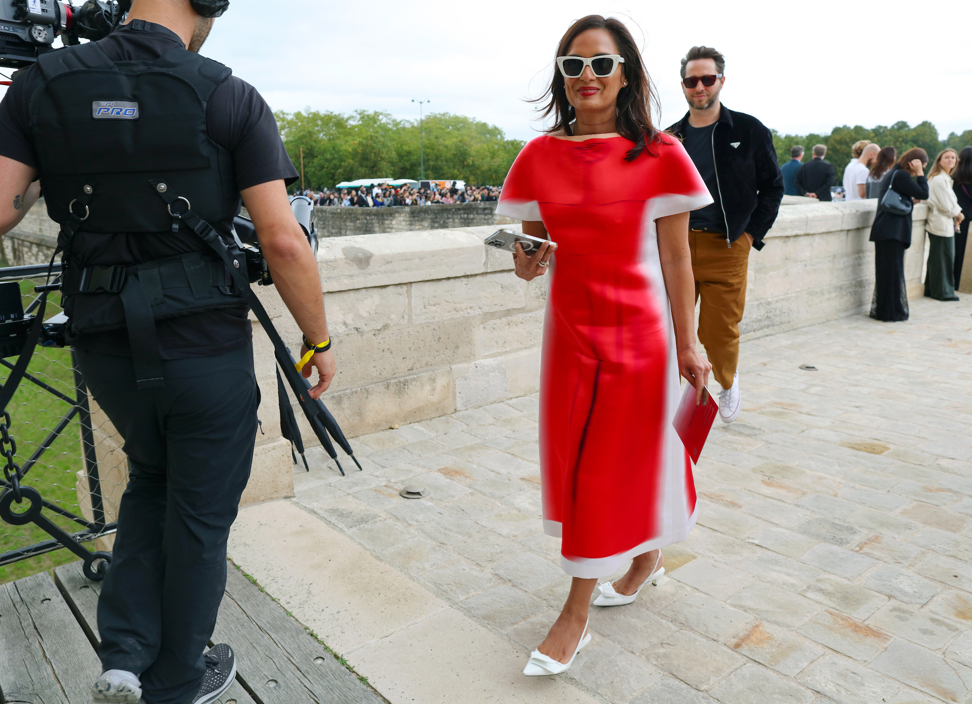 Roze en rode streetstylelooks voor Valentijnsdag