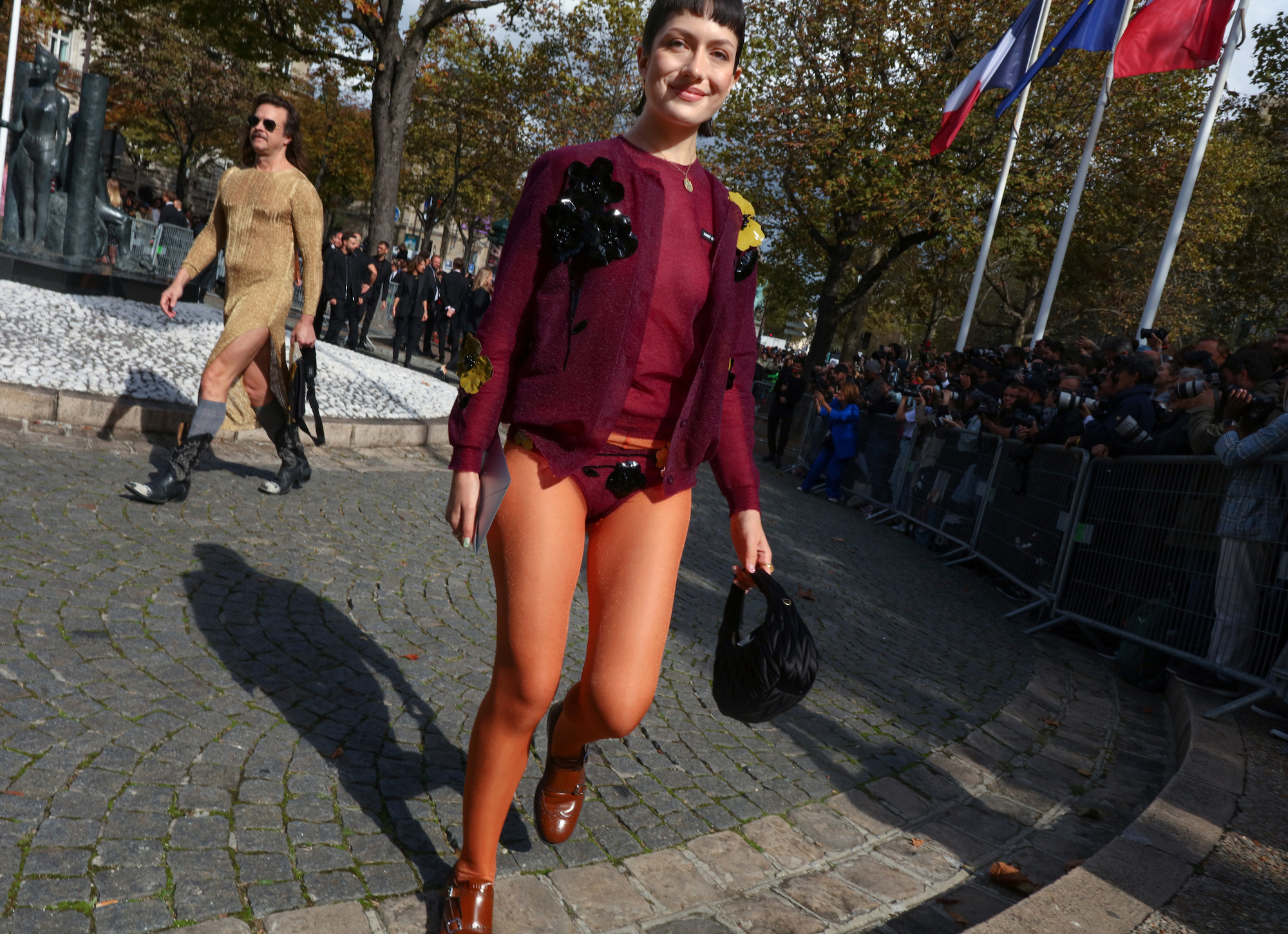 Roze en rode streetstylelooks voor Valentijnsdag