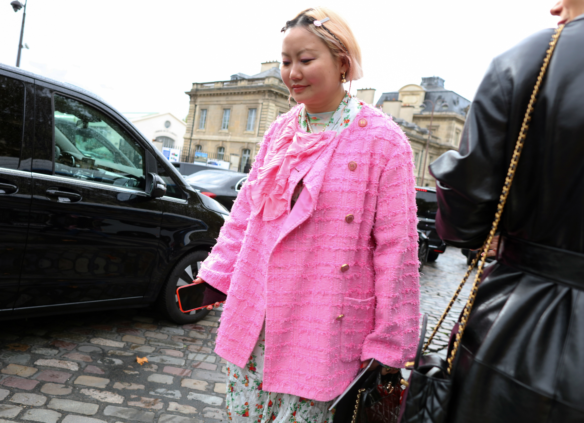 Roze en rode streetstylelooks voor Valentijnsdag