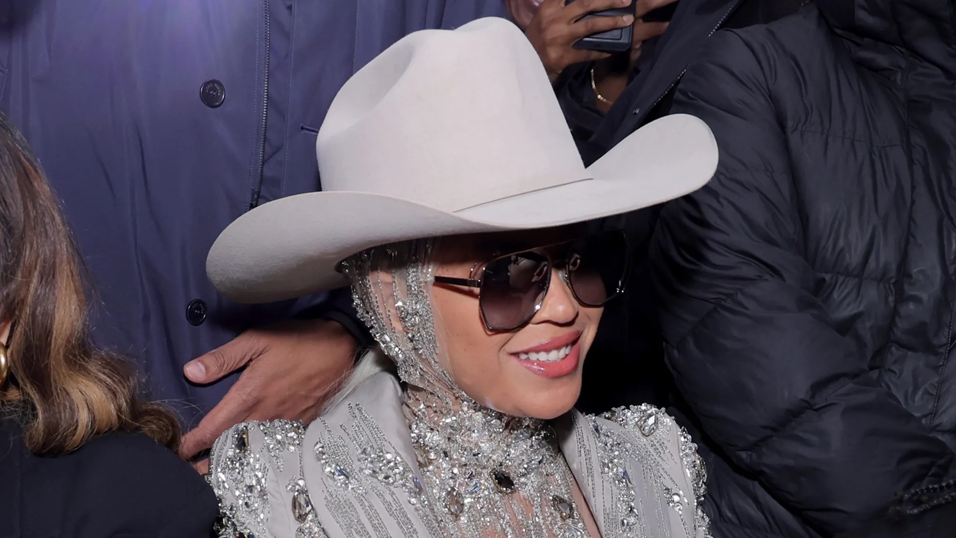 Beyonce Uformelle Antrekk 2024 Luar (and Beyoncé) Brought The Drama