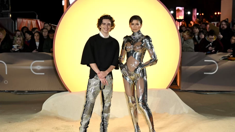 zendaya-timothee-florence-austin-alle-geweldige-looks-van-de-dune-part-two-perstour-286620