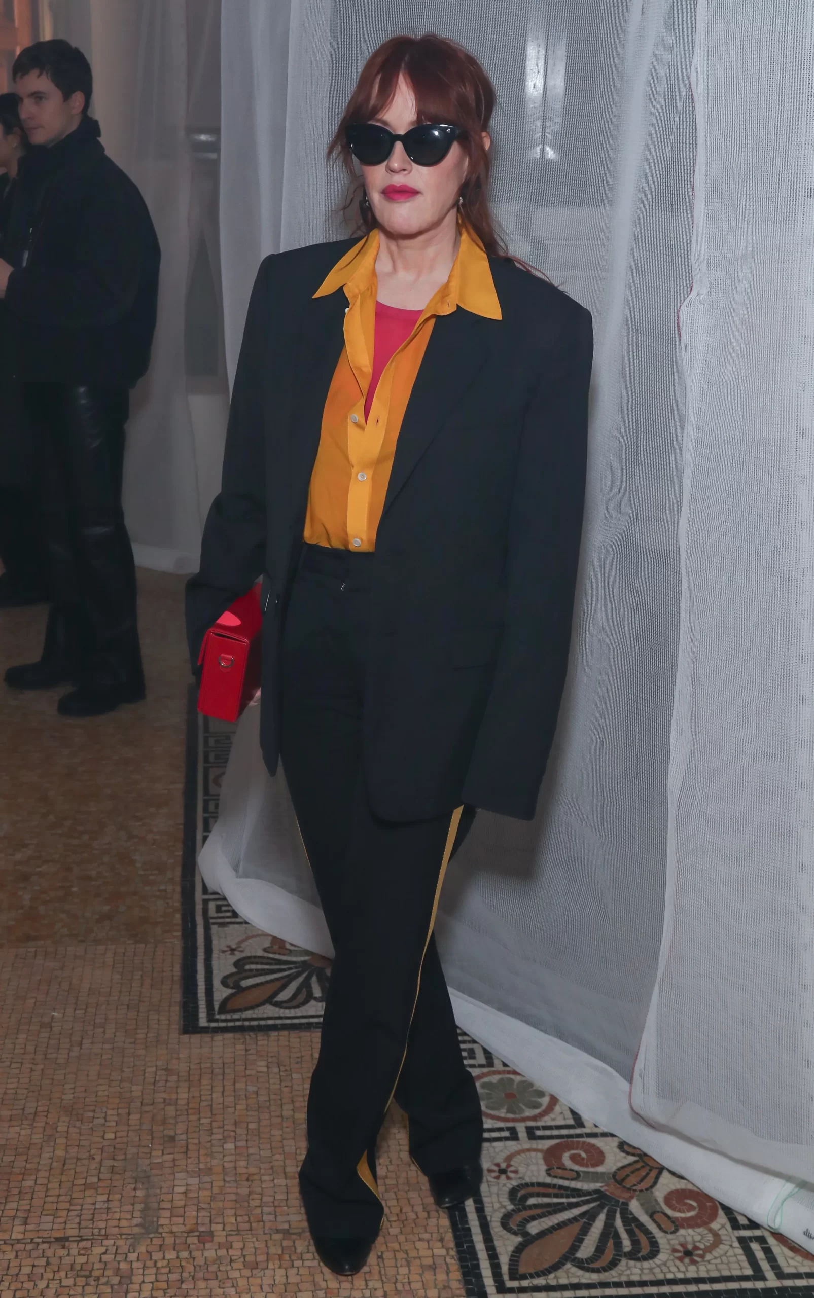 Molly Ringwald bij Helmut Lang