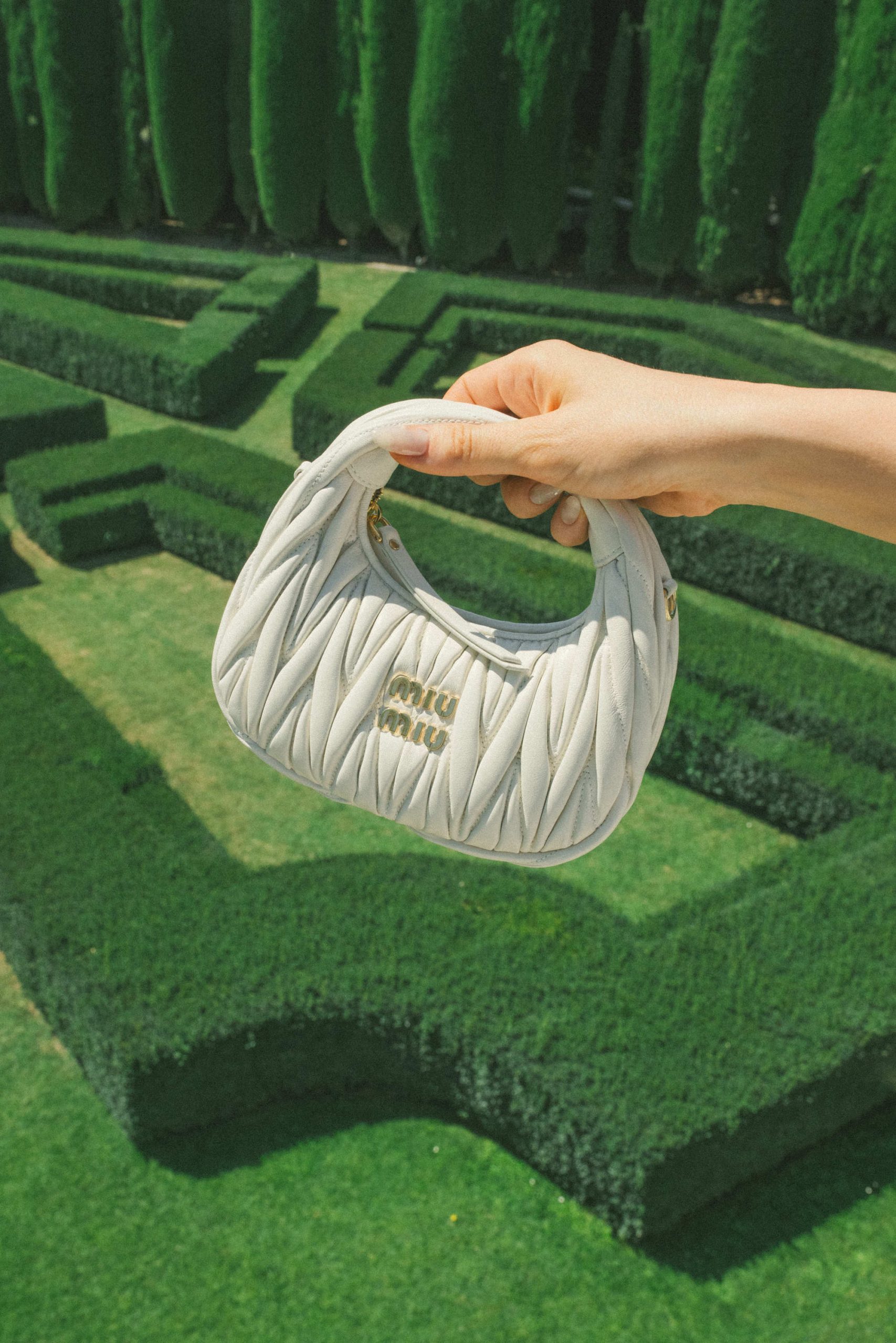 De Miu Miu-tas van Samantha