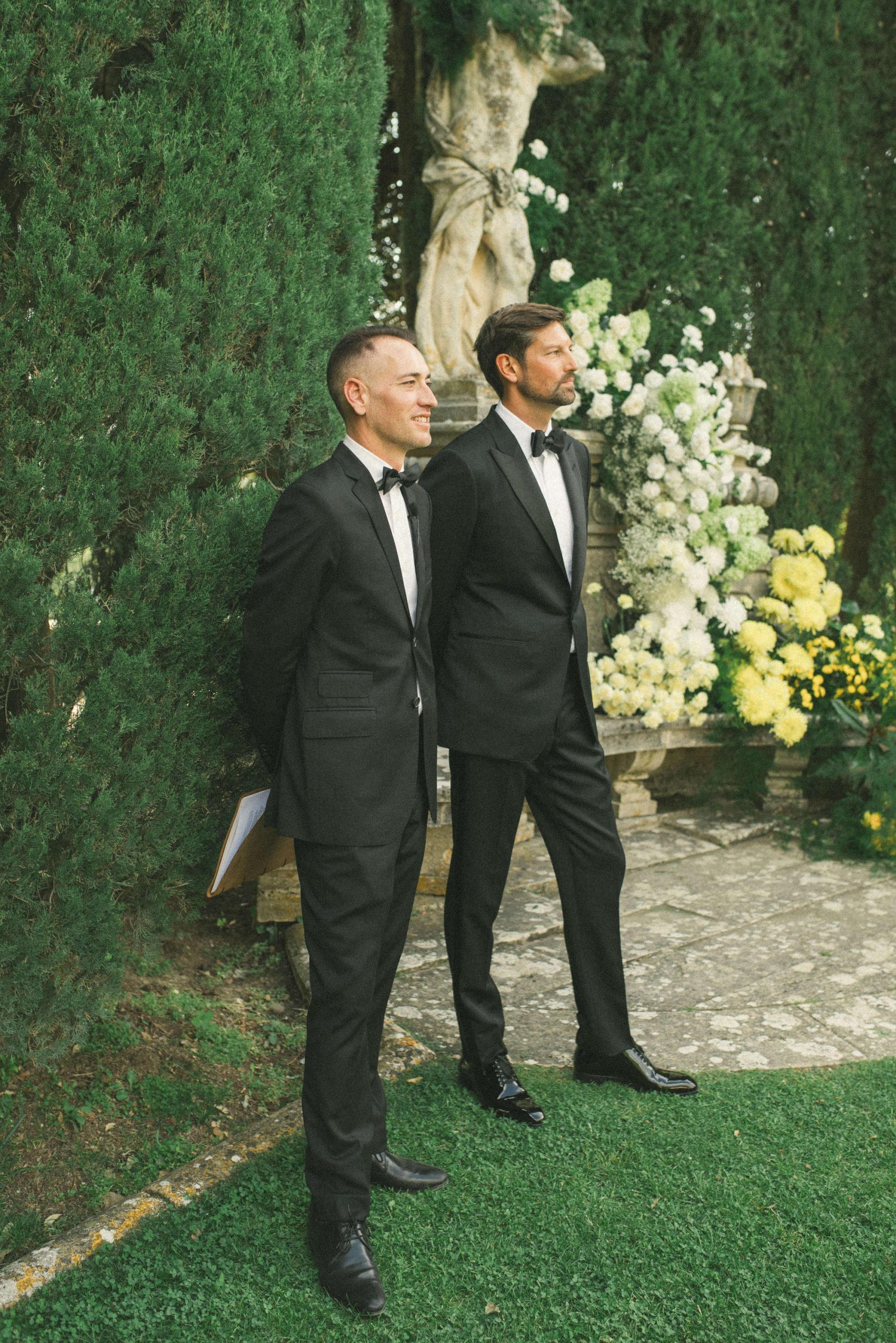 De bruiloft van Samantha en Justin in de villa uit Succession