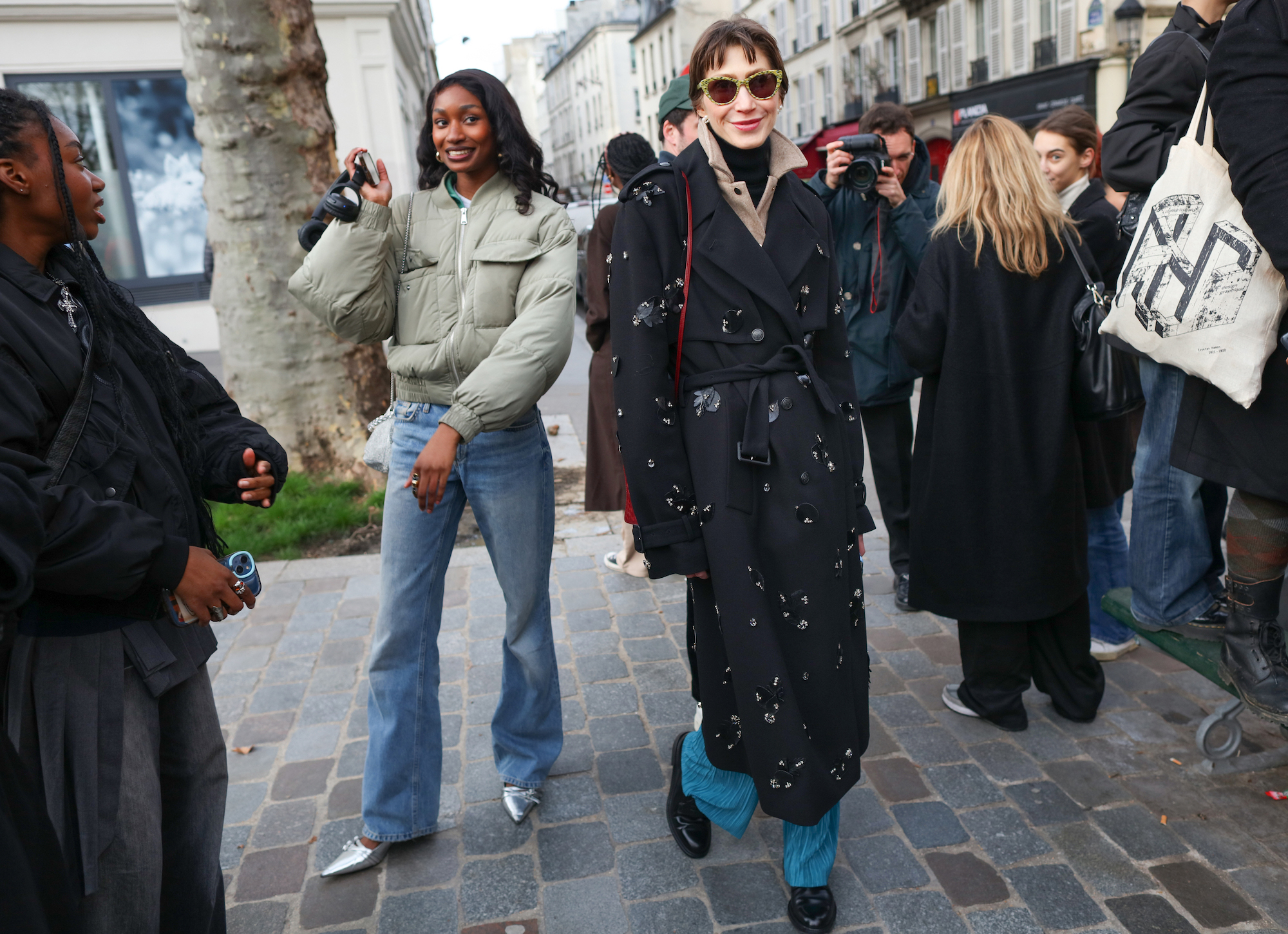 Streetstyle tijdens Paris Fashion Week herfst/winter 2024