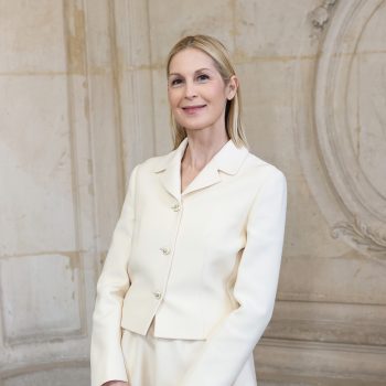 kelly-rutherford-draagt-een-jas-van-dit-gewilde-nederlandse-merk-291801