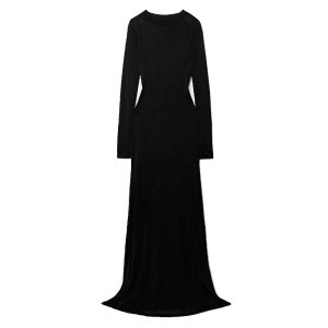 Een zwarte jurk van Khaite is een van Yeliz haar favorieten voor de lente