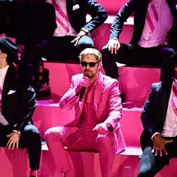 ryan-goslings-im-just-ken-optreden-is-een-hilarisch-eerbetoon-aan-gentlemen-prefer-blondes-289615