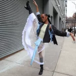 Outfit met babyblauwe strikken als accessoires