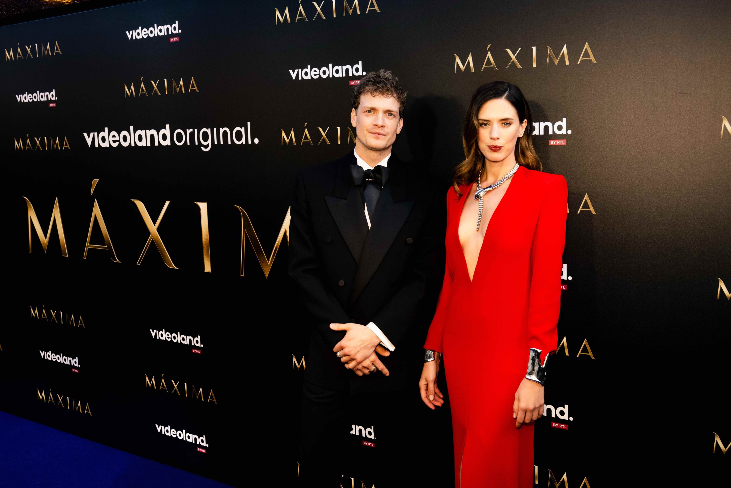 Maxima première van de serie met Martijn Lakemeier en Delfina Chaves