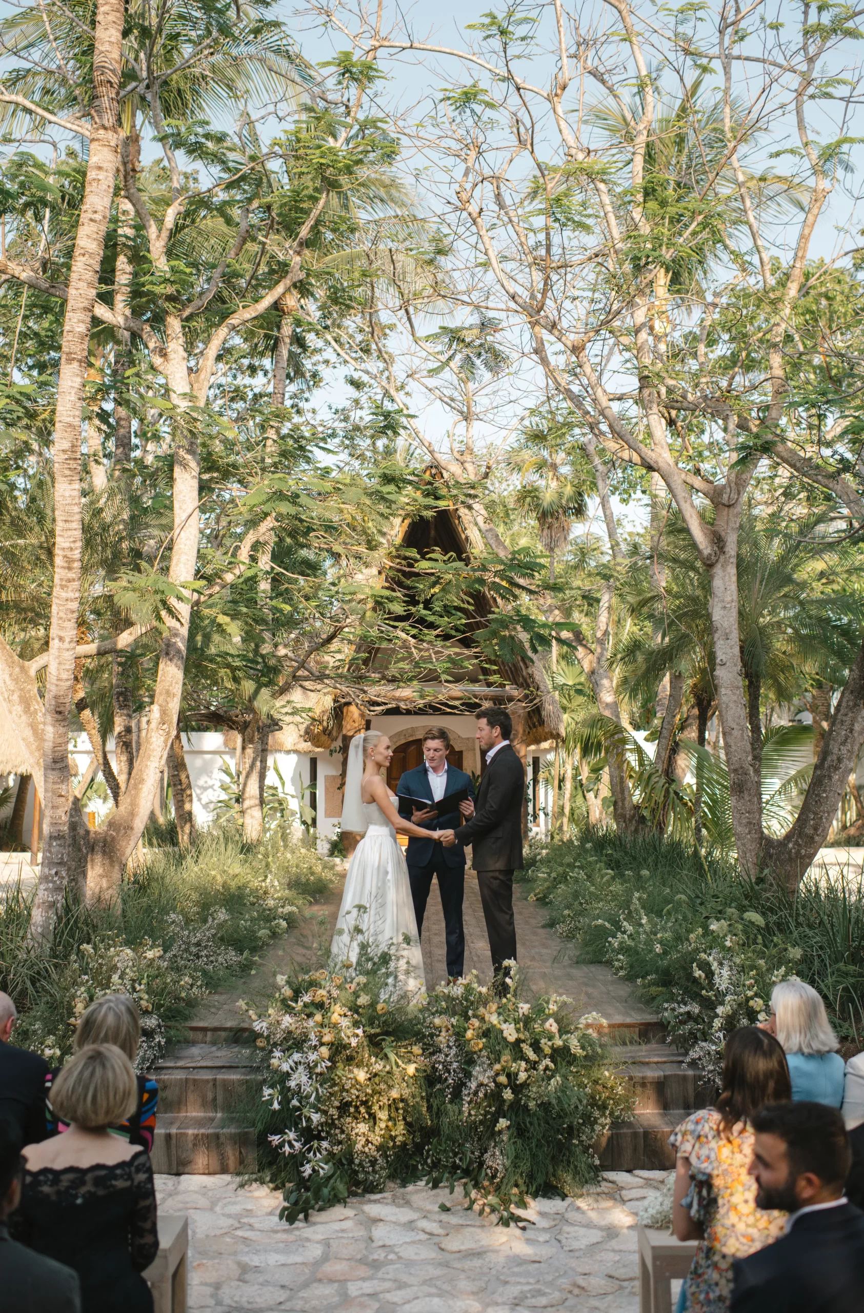 Alex Cooper en Matthew Kaplans huwelijk