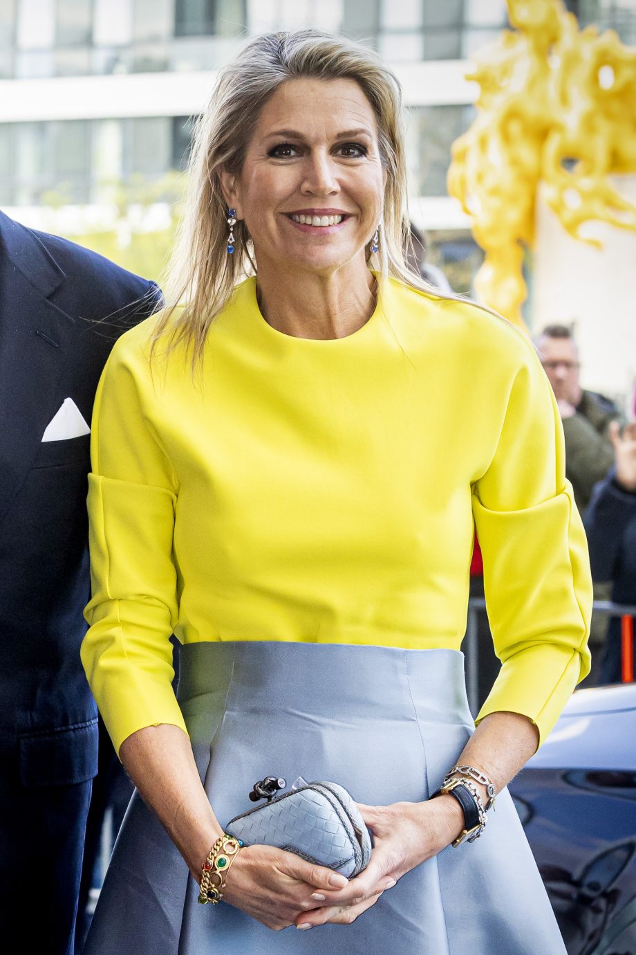 maxima-bewijst-de-koningin-van-colorblocking-te-zijn-bij-koningsdagconcert-2024-294837