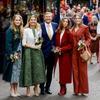 koningsdag-2024-dit-dragen-koningin-maxima-en-de-prinsessen-295462