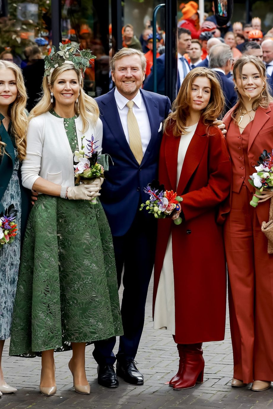 koningsdag-2024-dit-dragen-koningin-maxima-en-de-prinsessen-295462