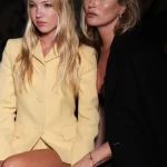 Kate en Lila Moss bij de Gucci Cruise 2025-show