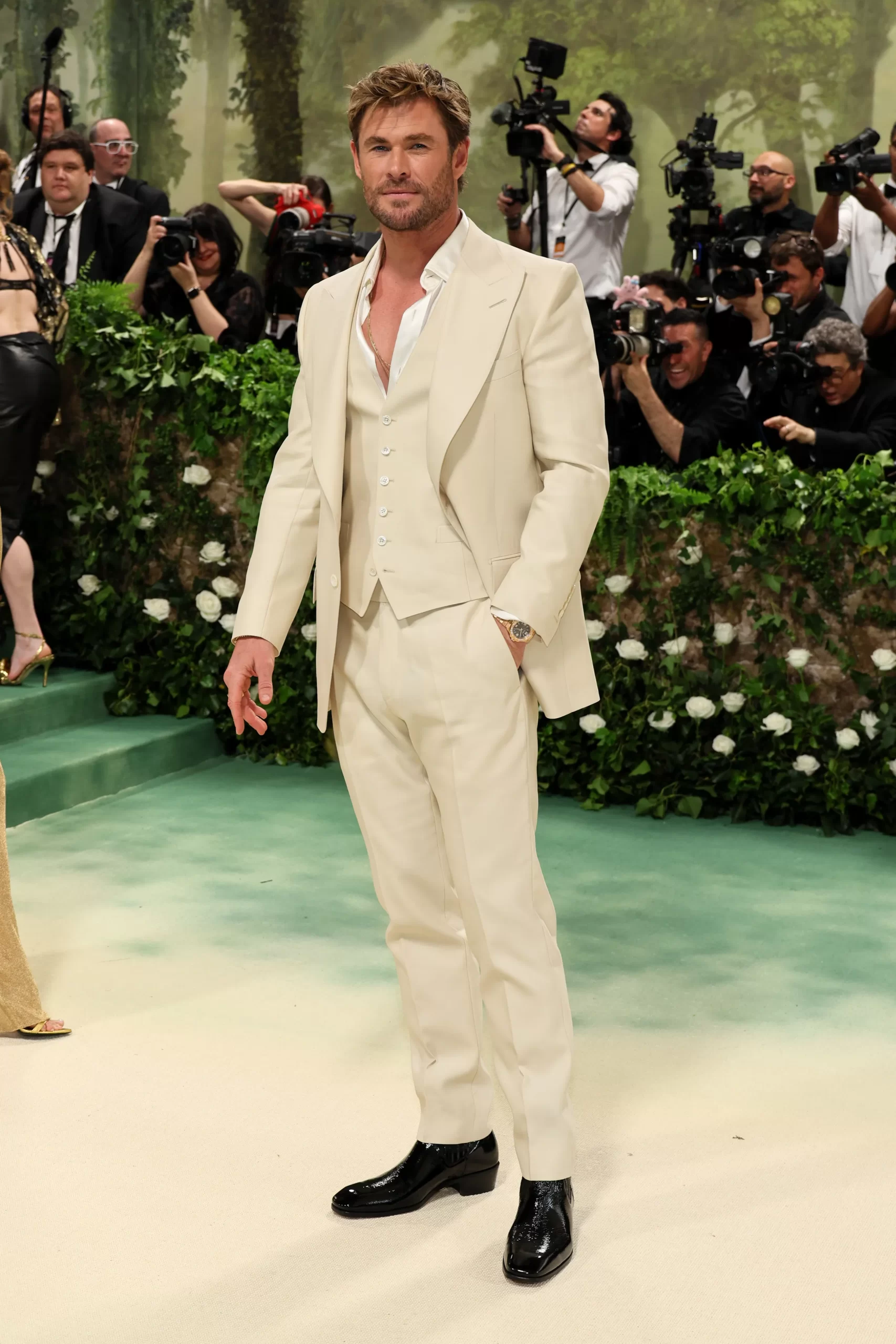 Chris Hemsworth in Tom Ford is een van de beste looks van het Met Gala 2024