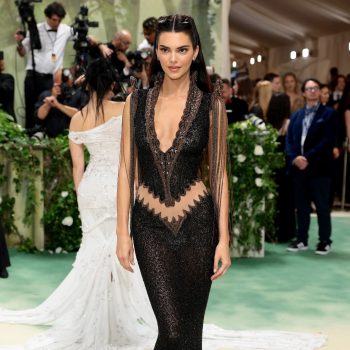 kendall-jenner-in-nooit-eerder-gedragen-vintage-couture-naar-het-met-gala-296625