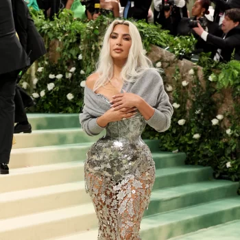 kim-kardashian-kiest-op-het-met-gala-voor-maison-margiela-296704