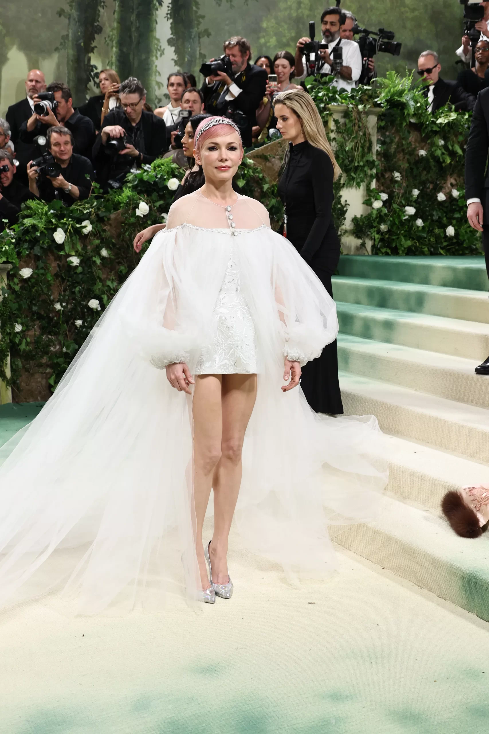 Michelle Williams in een witte jurk van Chanel op het Met Gala 2024