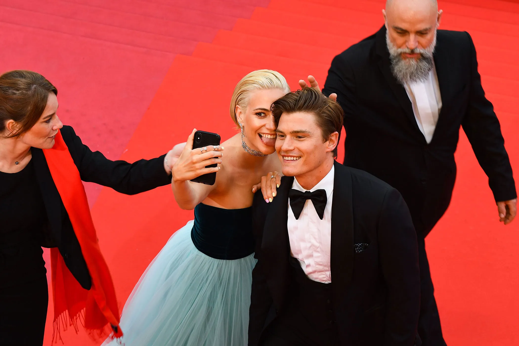 Pixie Lott en Oliver Cheshire nemen een selfie op het filmfestival in 2015